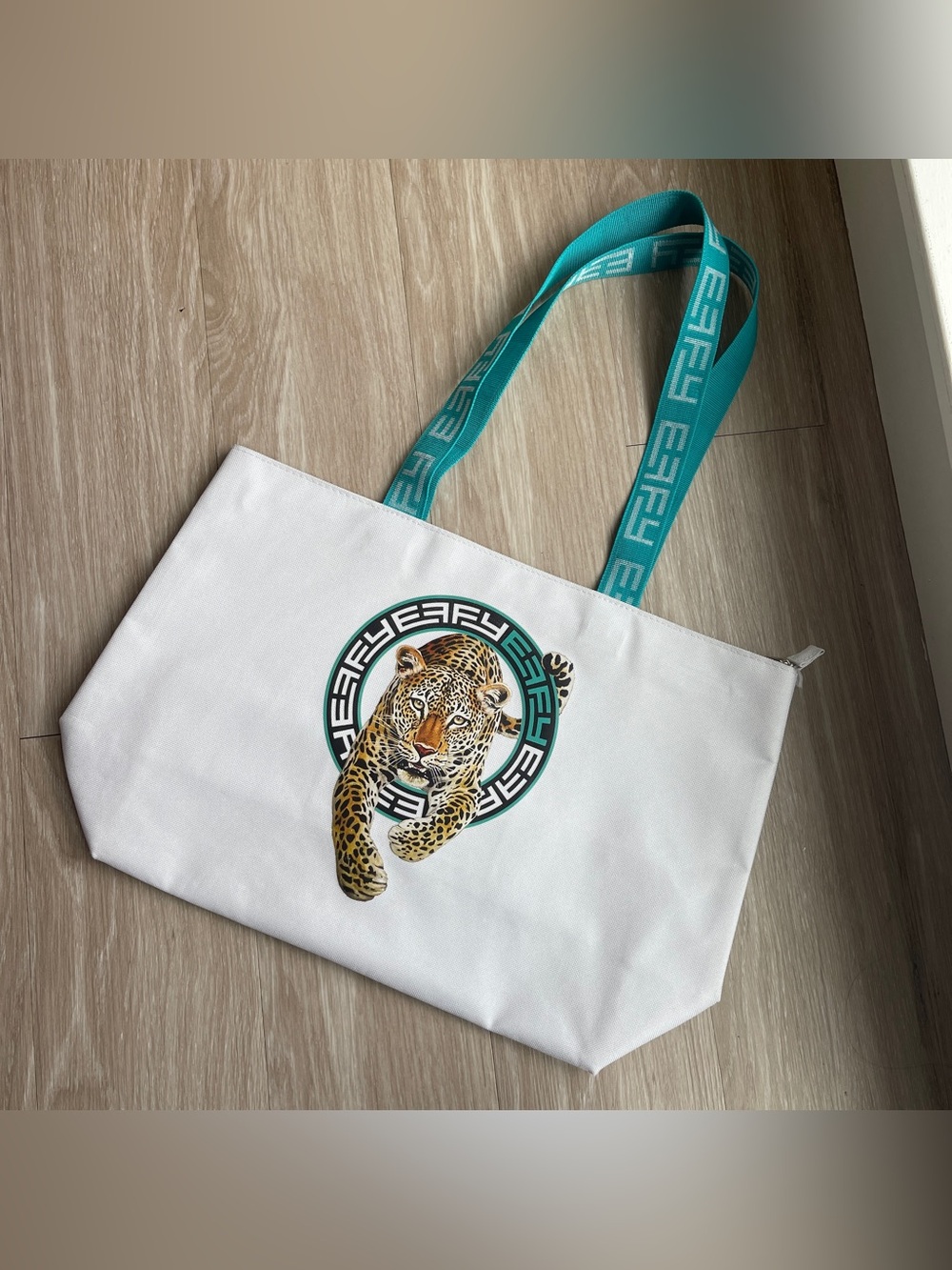 EFFY Brand Catch-All Tote Bag – White (Lightweight & Durable)